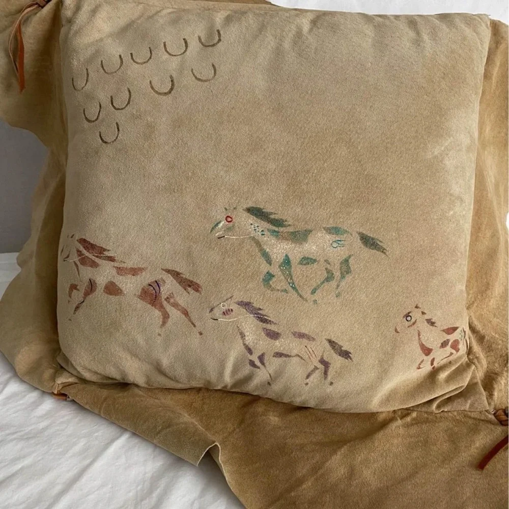 handmade hand painted Native America leather suede pillow indian pony horse OOAK - Picture 5 of 8